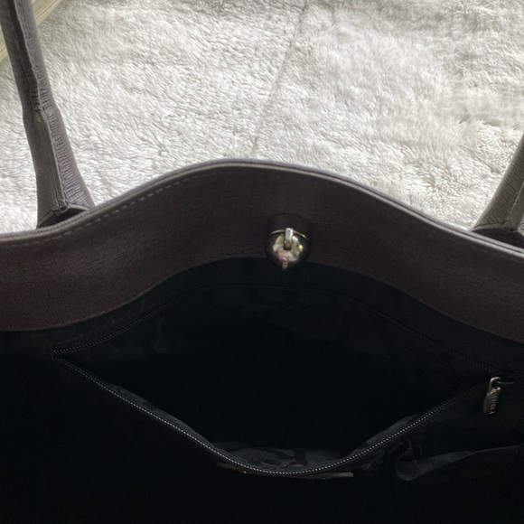 Furla Grey Leather Shoulder Bag with Turnlock - Picture 5 of 15